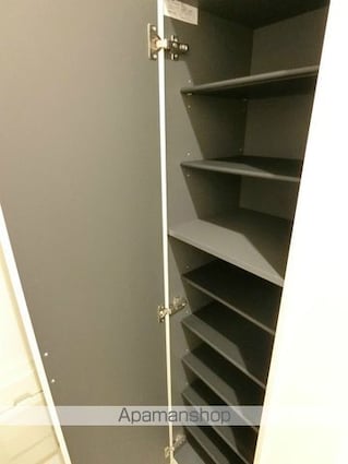 Ｒｉｓｉｎｇ　Ｓｕｎ[1LDK/45.86m2]の玄関