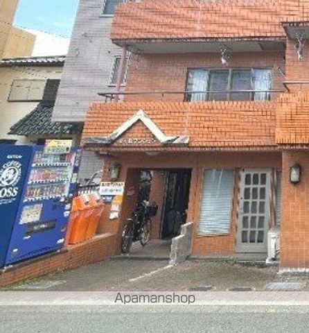 クロノス星が丘の玄関写真
