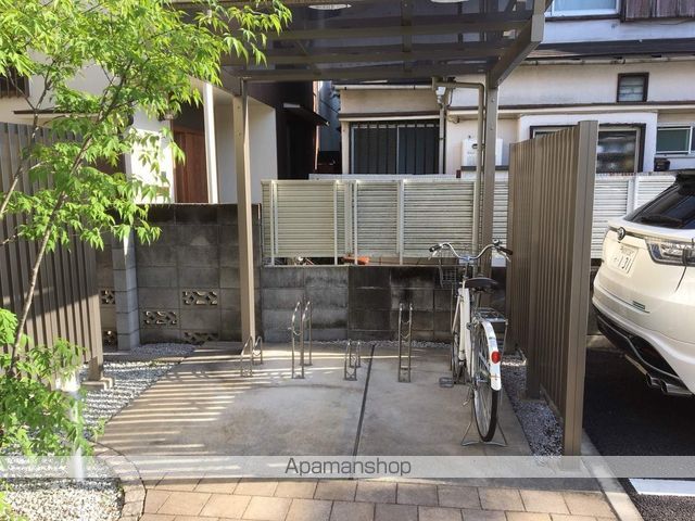 メゾン パルクの玄関写真