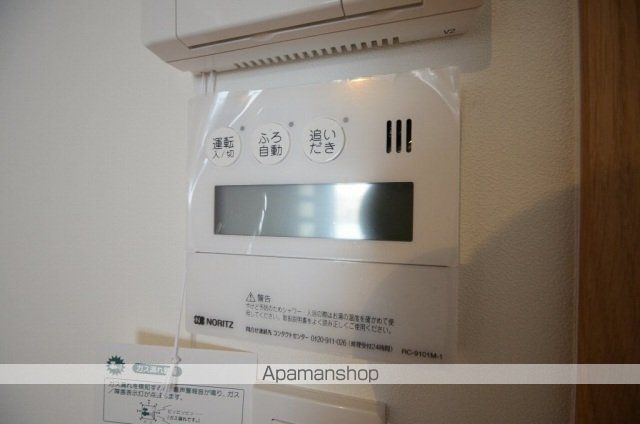 EVA TAKARAMACHIの内装写真