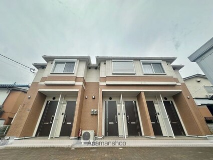 滋賀県東近江市ひばり丘町[1LDK/42.64m2]の外観5