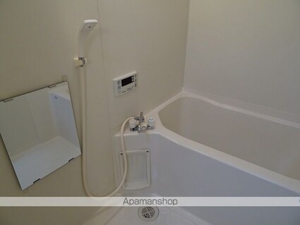 ベルパーク荒井２番館[2LDK/49m2]のバス