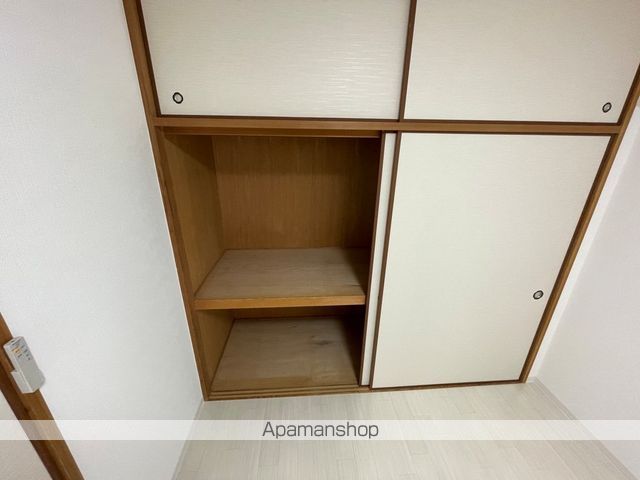 サチ東山本の内装写真