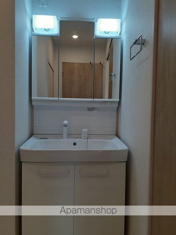 ウインド カームの内装写真