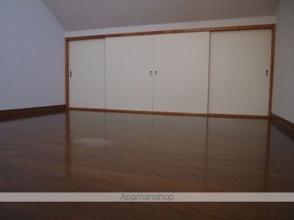 グランモア港ヶ丘２Ｄ棟[1K/24.8m2]のリビング・居間3