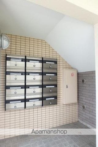 シティハイツ春日の玄関写真