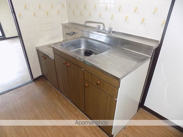 グローリアス城IIの内装写真