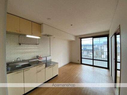 ラフィーネ　Ａ棟[2DK/45m2]のリビング・居間