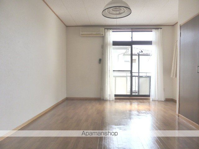 ファーストハイム東和田の内装写真