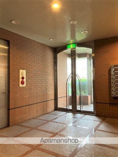 和歌山県和歌山市十番丁[1LDK/40m2]の共用部3