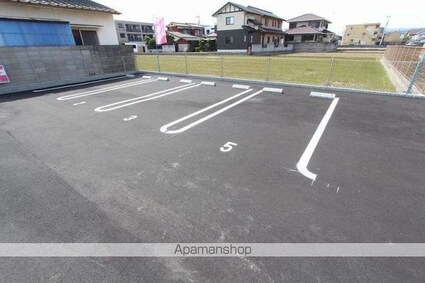香川県高松市太田下町[2LDK/60m2]の駐車場
