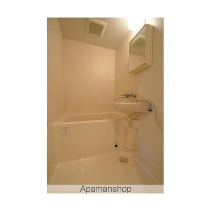 ダイヤモンドレジデンス西大島[1R/20.24m2]のバス