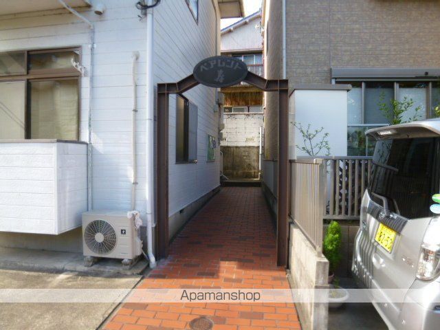 ペアレント寿の玄関写真