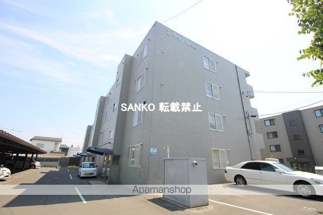 ルブランプルミエの外観写真