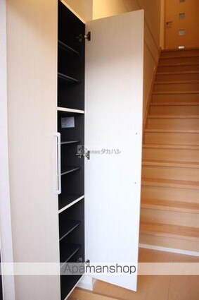 フリーディア[2LDK/67.36m2]の玄関