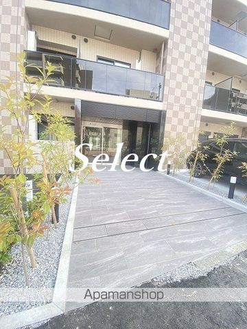 ラフィスタ横浜黄金町の玄関写真