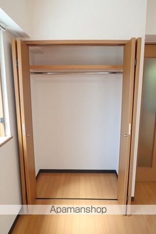 アールズコート本郷の内装写真