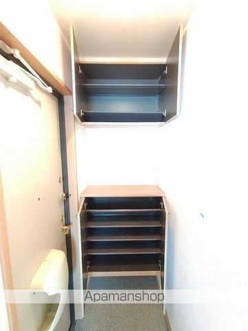 グリーンフロート紫金の内装写真