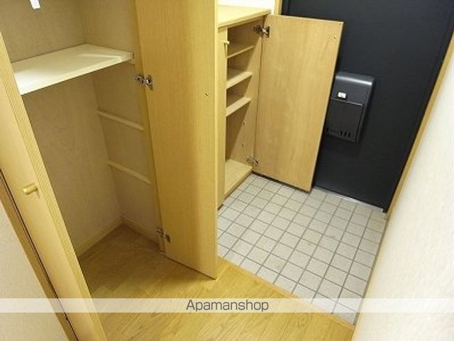 クリスタルマンションの内装写真