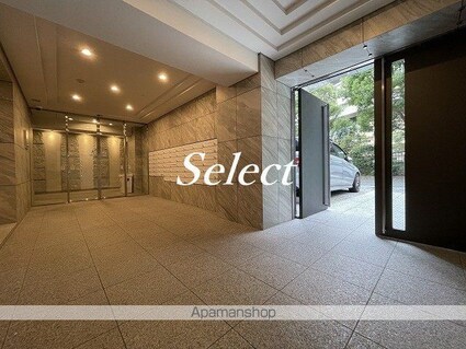 Ｌａ　Ｄｏｕｃｅｕｒ吉野町[1K/20.28m2]のエントランス