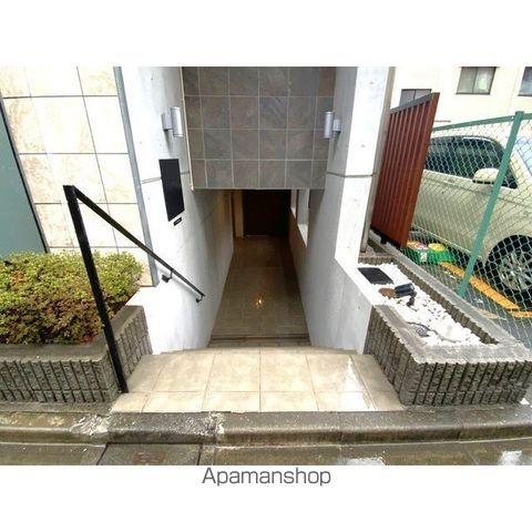 ミリアレジデンス早稲田山吹町の玄関写真