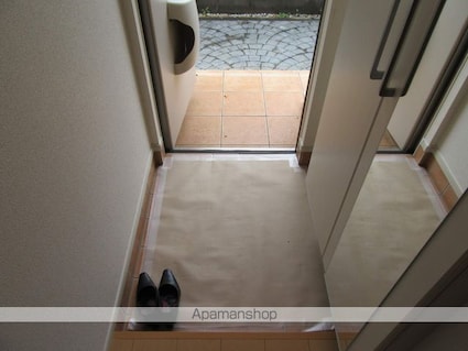 メゾンドサンセールＣ[1LDK/42.37m2]の玄関