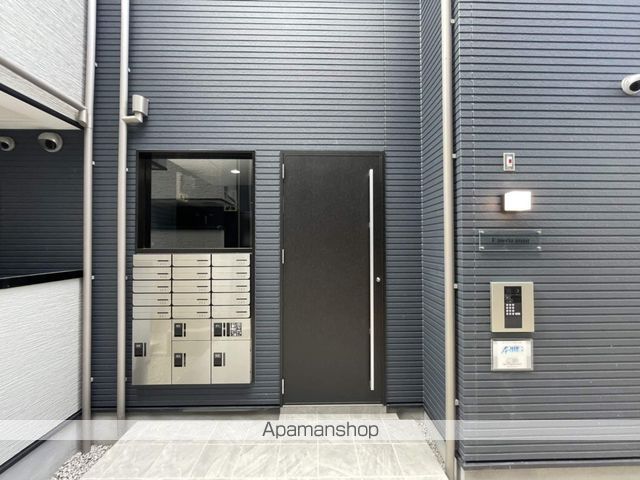F ASECIA ASSISTの玄関写真
