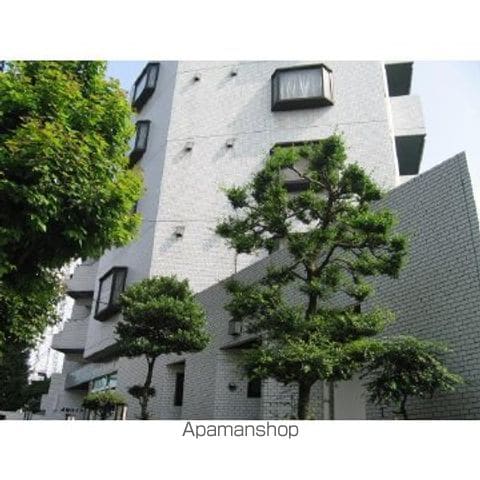 成城ロイヤルマンションの外観写真