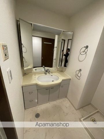 リビンコート厚生町の内装写真