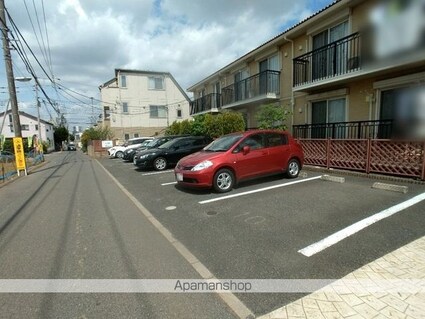 ソレーユ津田沼[2LDK/60.73m2]の駐車場