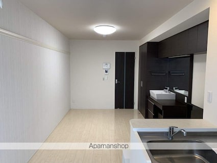 ミランダグレイス南手城[1R/27.8m2]のリビング・居間1