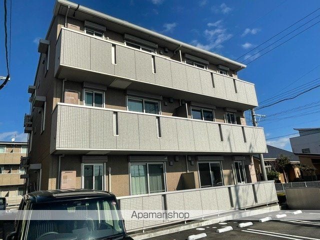 シャトルJUJUの外観写真