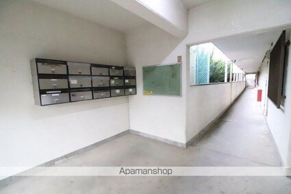 尾崎レジデンス[2LDK/51.97m2]のエントランス1