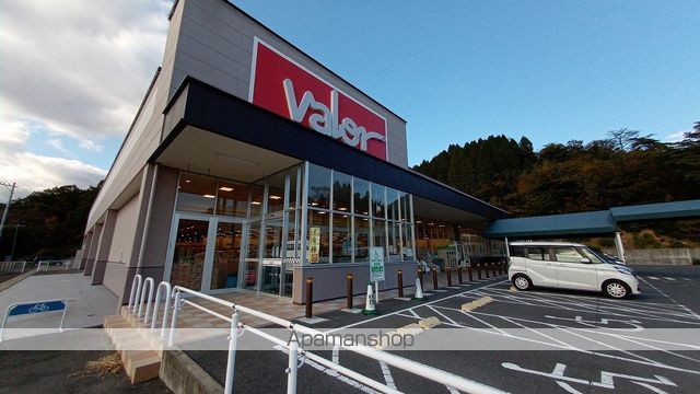 センプリーチェの周辺写真
