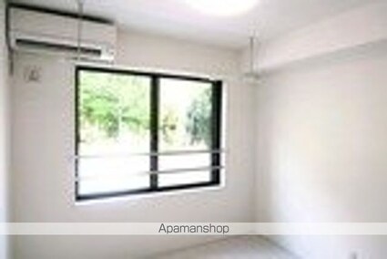 東京都北区志茂１丁目[1R/15.82m2]のリビング・居間2