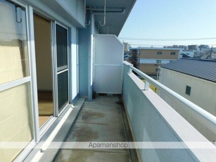 プライメリー岡島[3LDK/60.75m2]のバルコニー