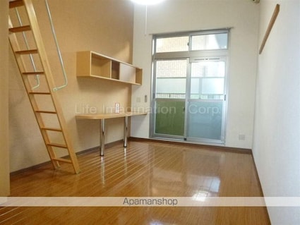 エアフォルク２１[1K/27m2]のリビング・居間