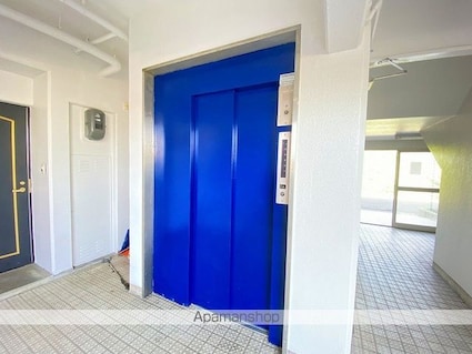 ドゥエルリバーサイド[2LDK/58m2]のエントランス