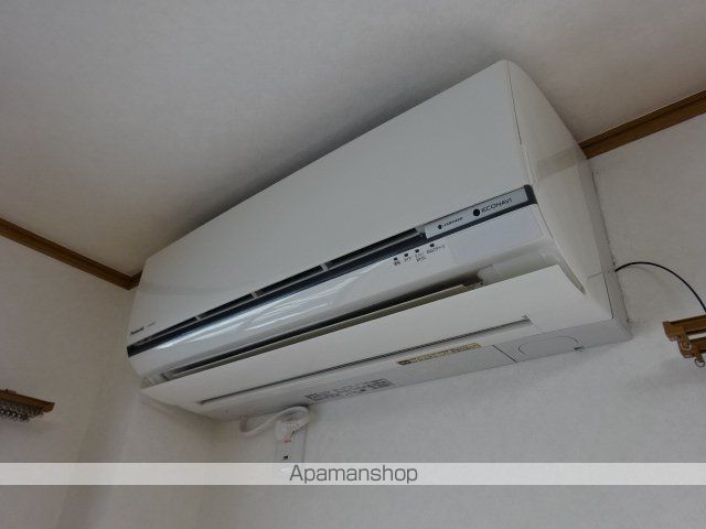 浜松市中央区 2階建 築25年の内装写真