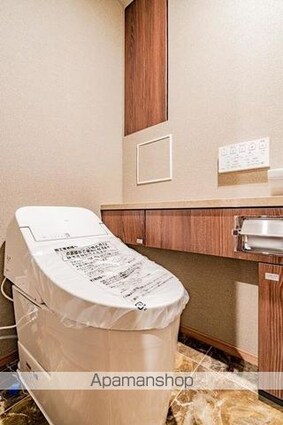 オーパスレジデンス南青山[2LDK/70.53m2]のトイレ