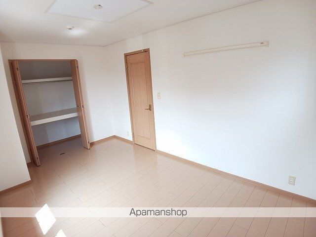 エヴァーグリーン アース 21の内装写真