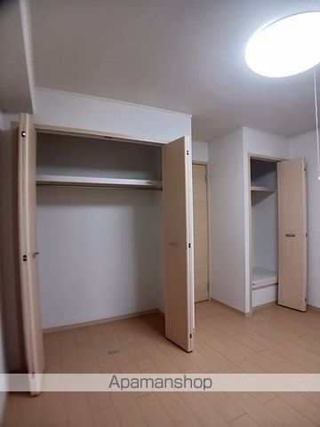 テラ ハウスの内装写真