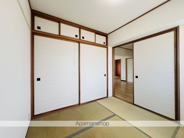 ポチタマたによしの内装写真