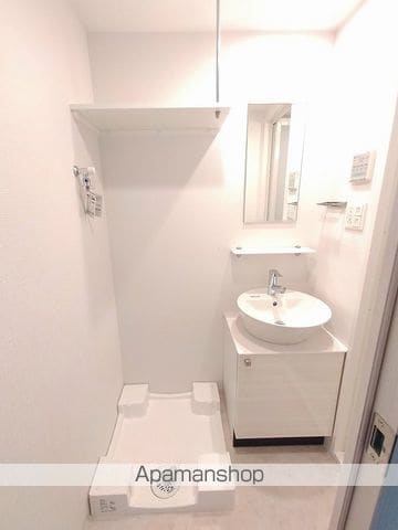 ESLEAD新大阪ラヴァーグの内装写真