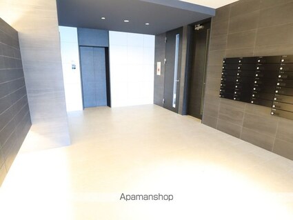 ディアレイシャス鶴舞公園[1R/29.64m2]のエントランス1