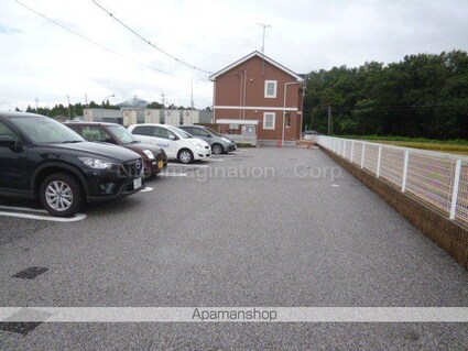 ポラリス[1R/45.99m2]の駐車場1