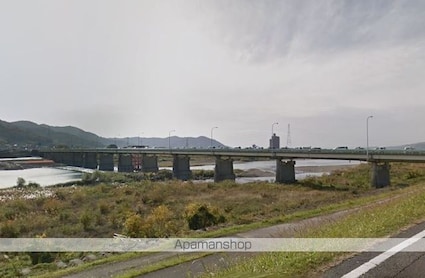 和歌山県岩出市清水[1LDK/47.2m2]の周辺3