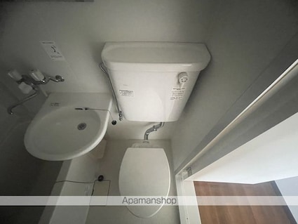 里見ビル[1R/15m2]のトイレ