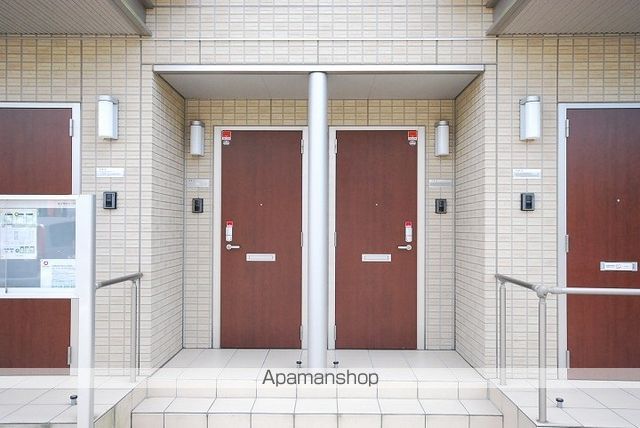 サニーハイツ花棚 A棟の玄関写真