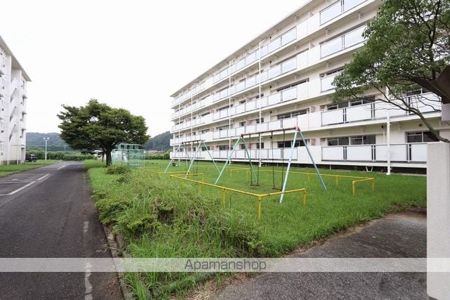 ビレッジハウス楠II1号棟の外観写真